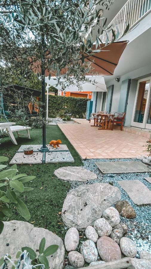Appartement La Bella Italia à Desenzano del Garda Extérieur photo