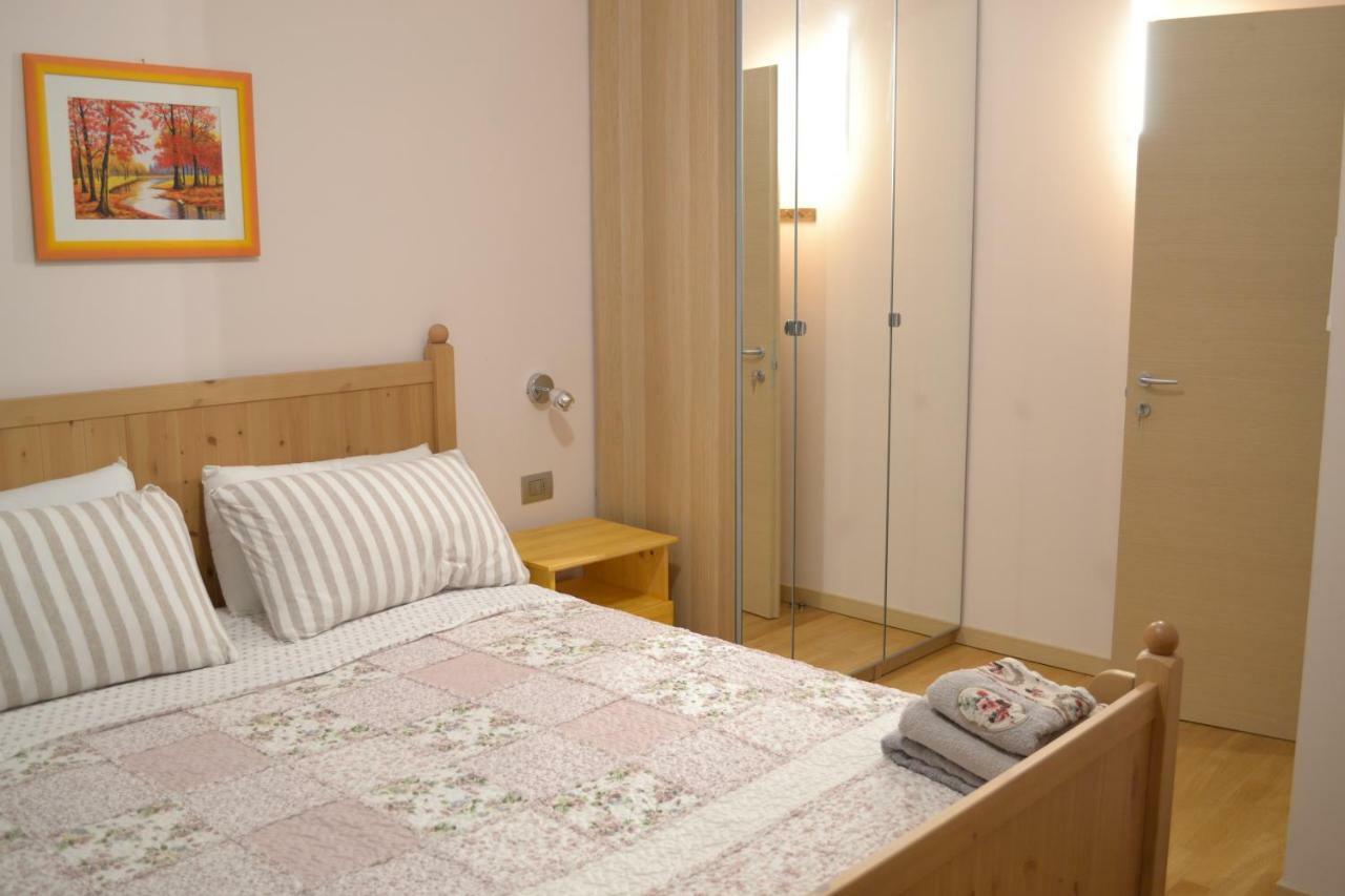 Appartement La Bella Italia à Desenzano del Garda Extérieur photo