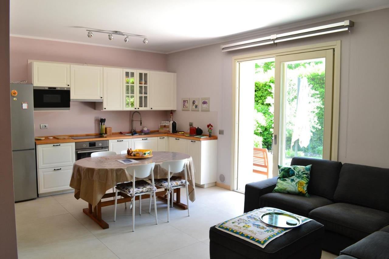 Appartement La Bella Italia à Desenzano del Garda Extérieur photo