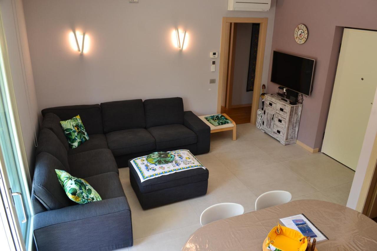 Appartement La Bella Italia à Desenzano del Garda Extérieur photo